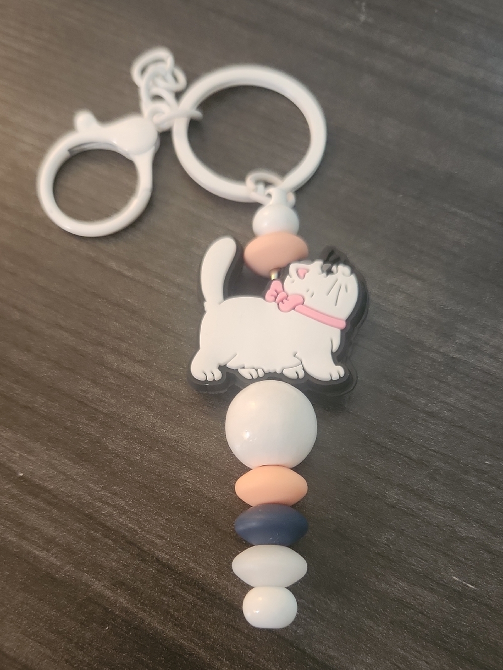 White Cat Beaded Keychain
